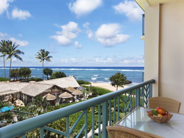 Oceanfront Luxury Corner Suite with Stunning Views in Kauai