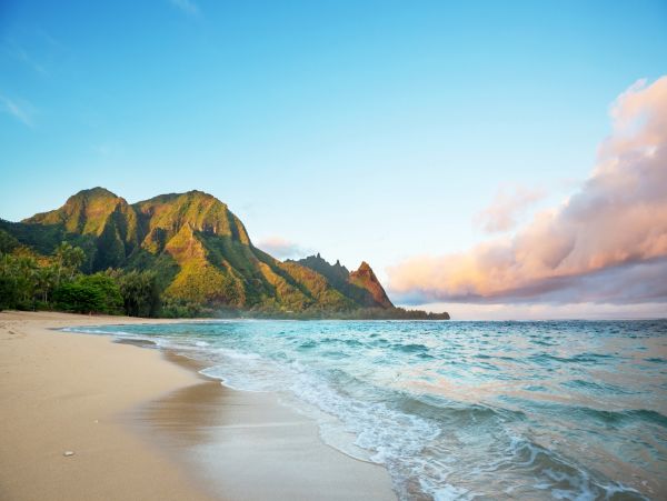 Oceanfront Luxury Corner Suite with Stunning Views in Kauai