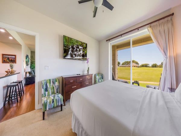 Poipu Vacation Rental - Luxury Kauai Condo with Resort Amenities