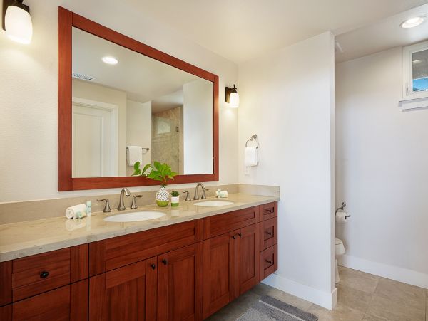 World Class Setting luxury Vacation Town House Poipu Kauai