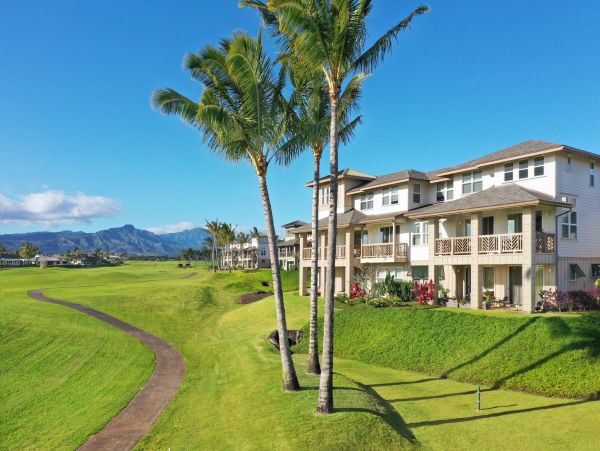 World Class Setting luxury Vacation Town House Poipu Kauai