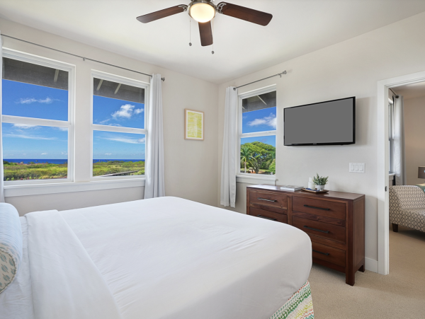World Class Setting luxury Vacation Town House Poipu Kauai