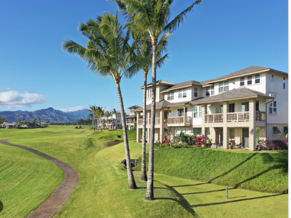Kauai Luxury Plantation Style Less than Mile to Beach