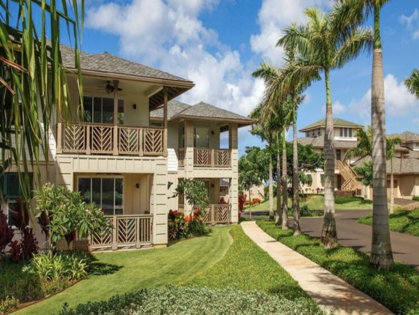 Kauai Luxury Plantation Style Less than Mile to Beach