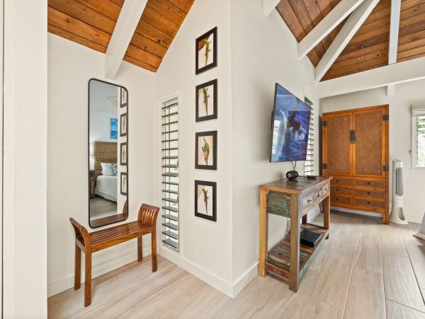 Bright and Spacious Townhome