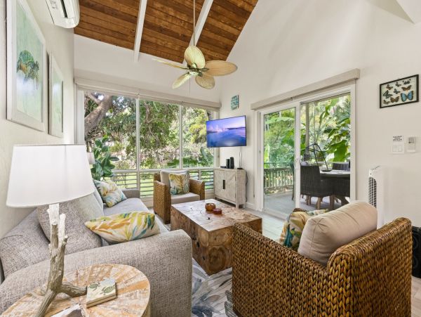 Bright and Spacious Townhome