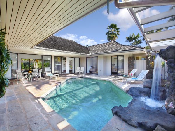 Hidden Gem Three Bedroom Vacation Rental in Poipu