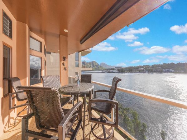 Kauai Vacation Rentals - Oceanfront Kauai Condo in Lihue