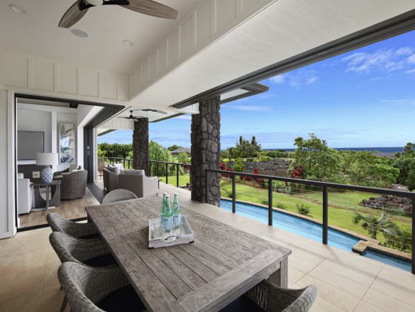 Luxury Five Bedroom Home with Pool & Great Location