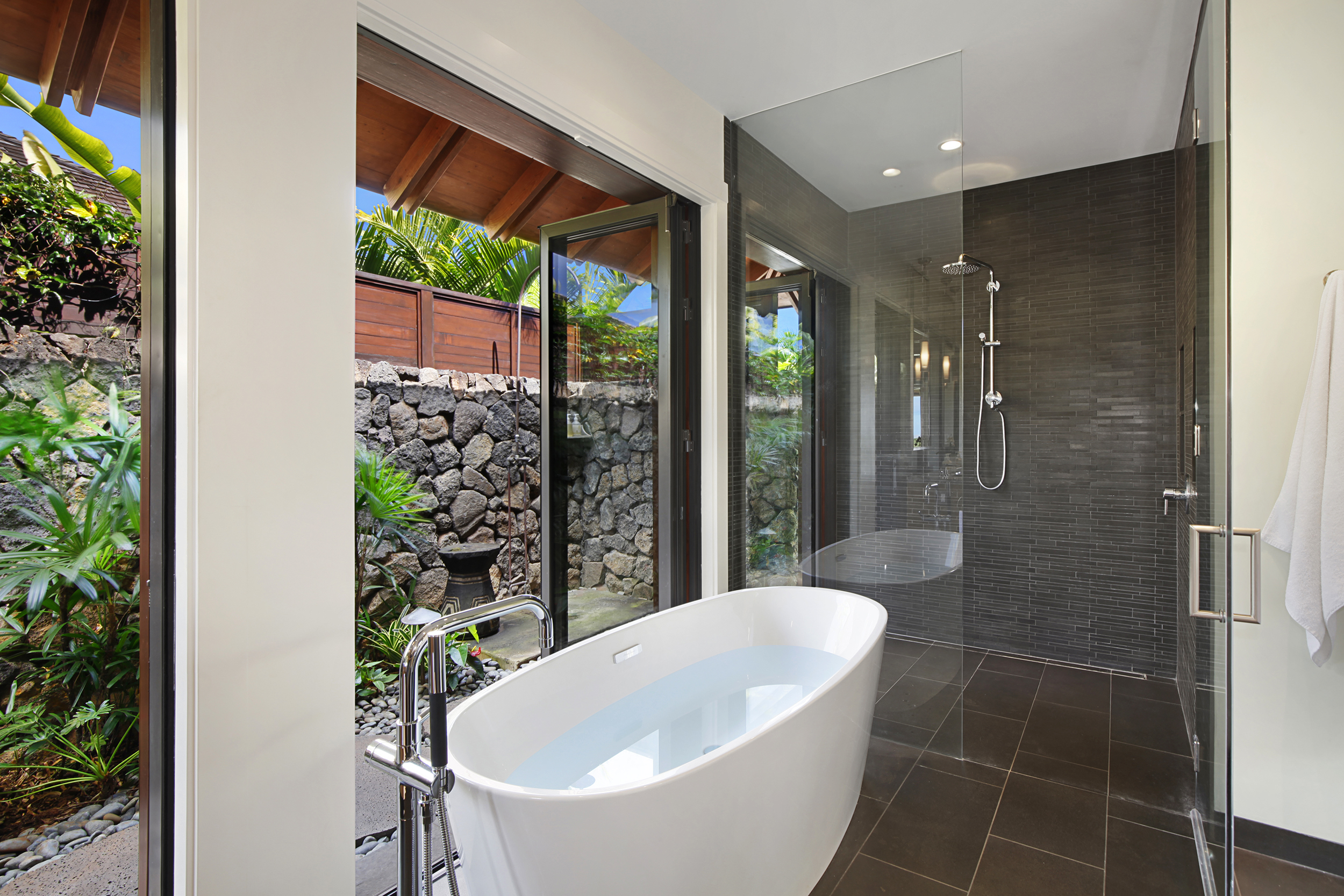 The Ultimate Koloa Retreat 4 Bedroom Vacation Villa Sleeps 8