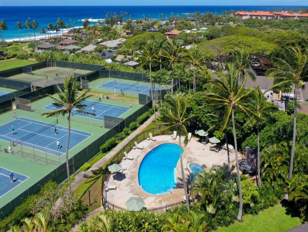 Poipu Beautifully Remodeled Three Bedroom Vacation Home