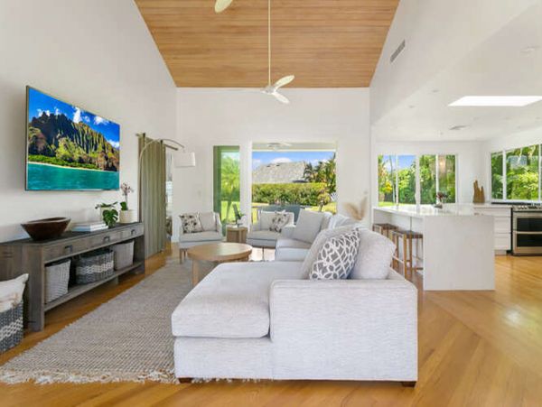 Poipu Beautifully Remodeled Three Bedroom Vacation Home