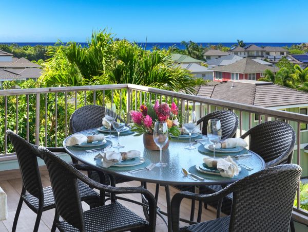 Hilltop Retreat with Breathtaking Views and Sunset Vistas in Poipu Walk to Beach