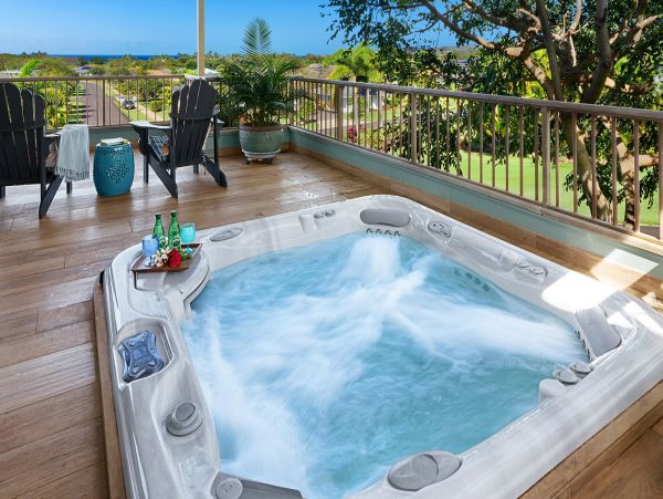 Hilltop Retreat with Breathtaking Views and Sunset Vistas in Poipu Walk to Beach