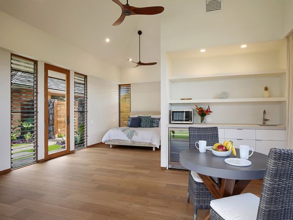 Luxury Poipu Vacation Rental - Kauai Villa with Infinity Pool & Ohana