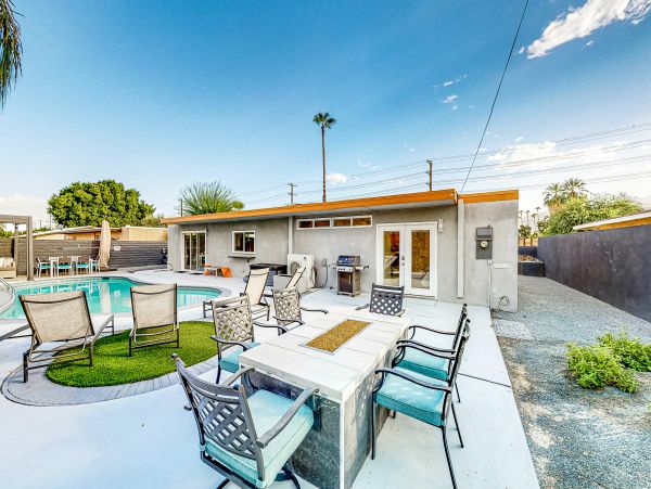 Palm Springs Home 1061430