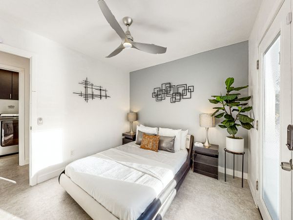 Palm Springs Home 1061430
