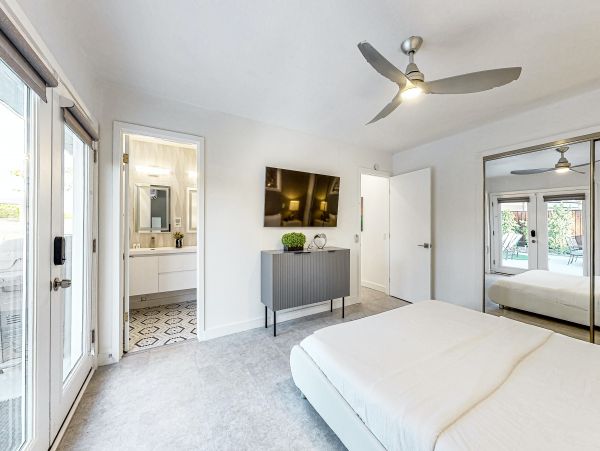 Palm Springs Home 1061430