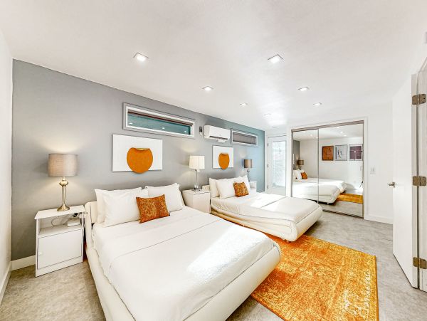 Palm Springs Home 1061430