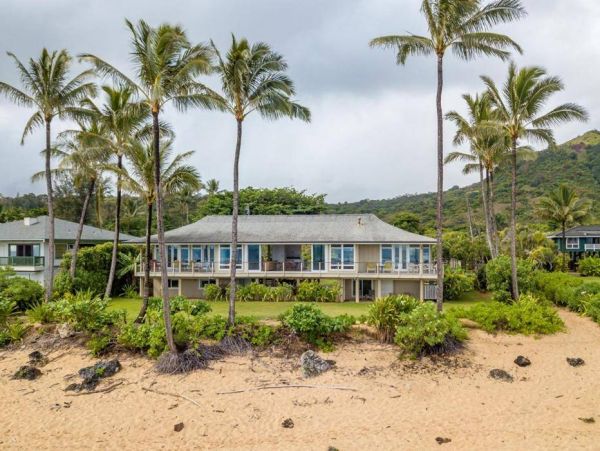 Spacious Kauai Beachfront 4 Bedroom Vacation Rental Ocean Views