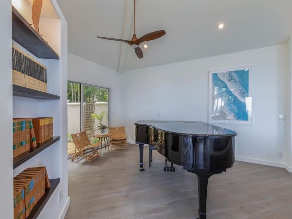 Luxury Vacation Rental with 4 Bedrooms in Princeville