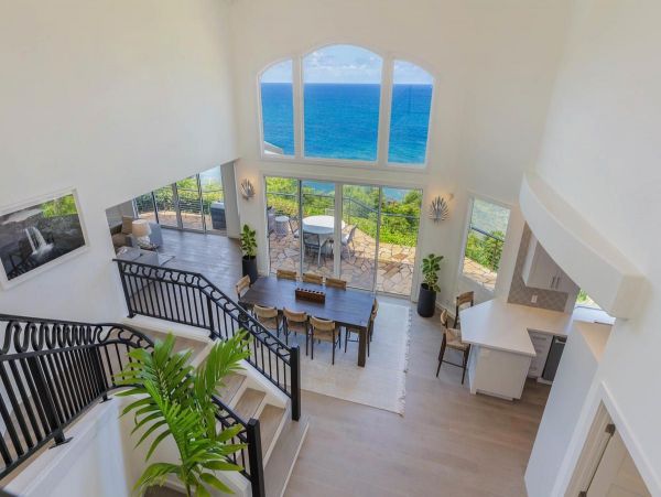 Luxury Vacation Rental with 4 Bedrooms in Princeville