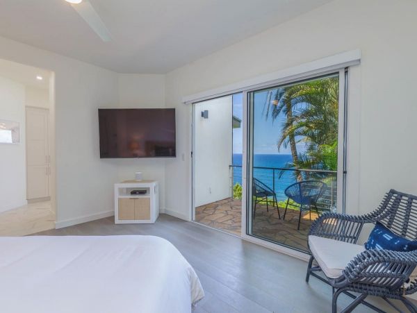 Luxury Vacation Rental with 4 Bedrooms in Princeville
