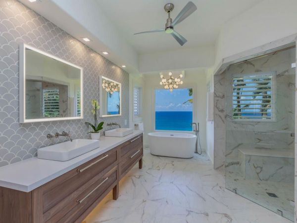Luxury Vacation Rental with 4 Bedrooms in Princeville