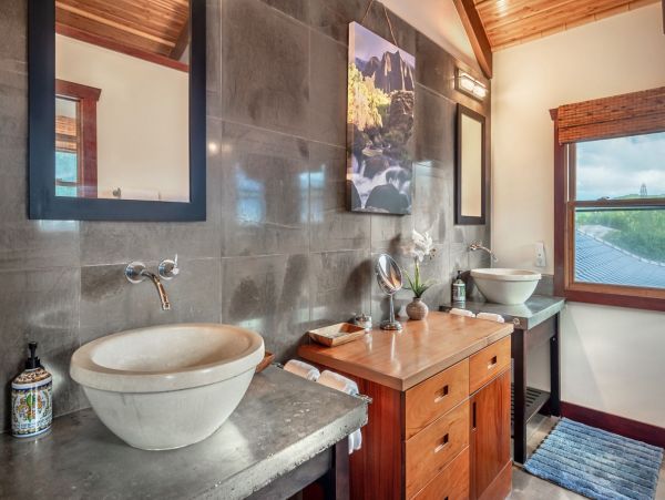Kilauea 6 Bedroom Vacation Rental Breathtaking Ocean Views