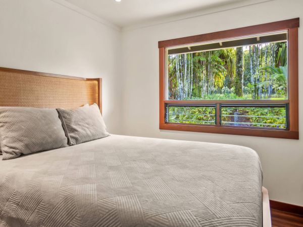 Luxurious Kauai Retreat - Six Bedroom Vacation Pool Home