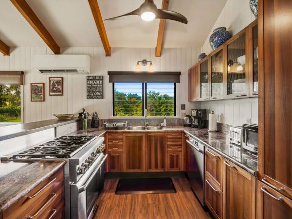 Luxurious Kauai Retreat - Six Bedroom Vacation Pool Home