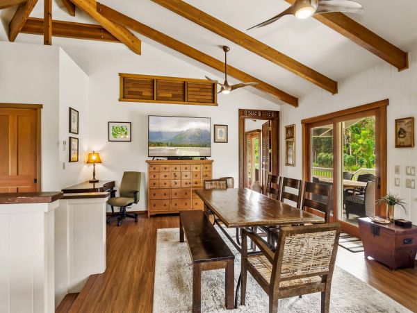 Luxurious Kauai Retreat - Six Bedroom Vacation Pool Home