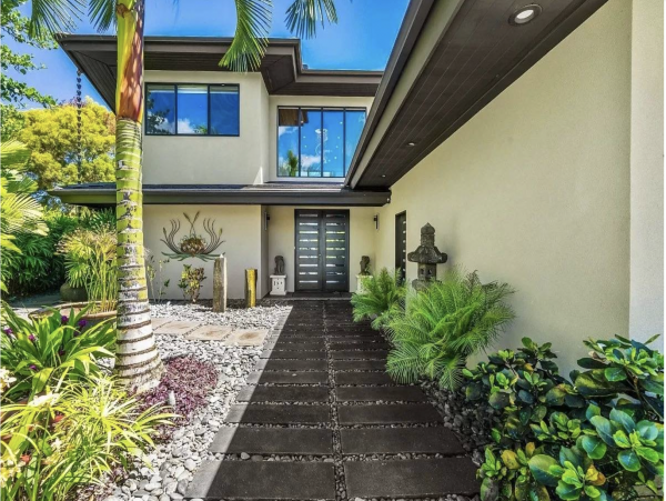 Magnificent Interior, Pool & Views of the Pacific Ocean