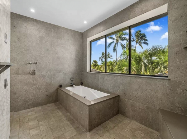 Magnificent Interior, Pool & Views of the Pacific Ocean