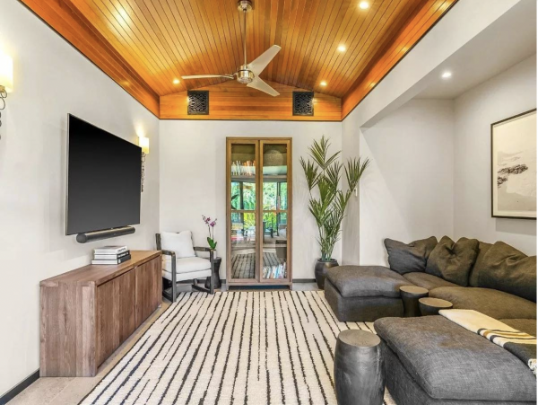 Magnificent Interior, Pool & Views of the Pacific Ocean