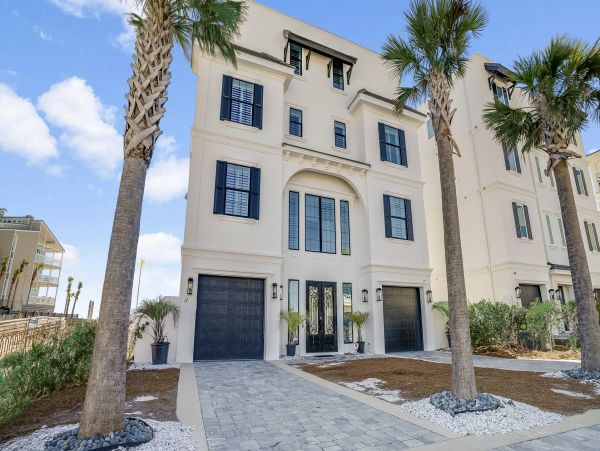 Luxury 30A Vacation Rental - Eight Bedroom Gulf Front Villa in Seagrove Beach