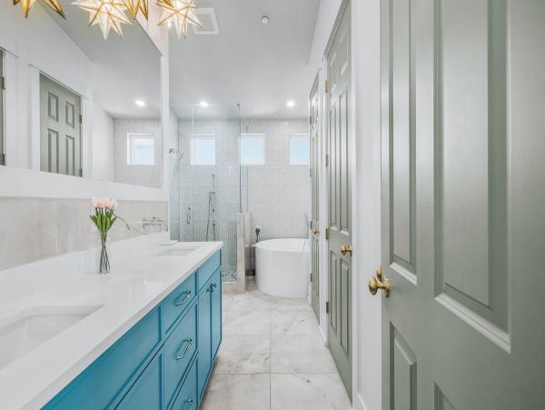 Eight Bedroom Gulf Front Vacation Rental in Panama City Beach