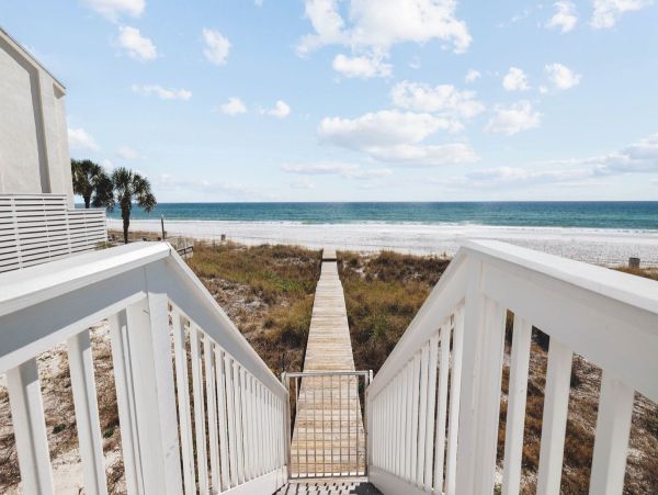 Eight Bedroom Gulf Front Vacation Rental in Panama City Beach