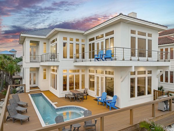 Beach Front Vacation Home Seven Bedroom