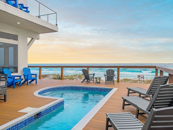 Beach Front Vacation Home Seven Bedroom