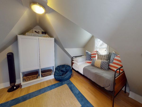 Coronado Vacation Home Four Bedroom Walk to Beach
