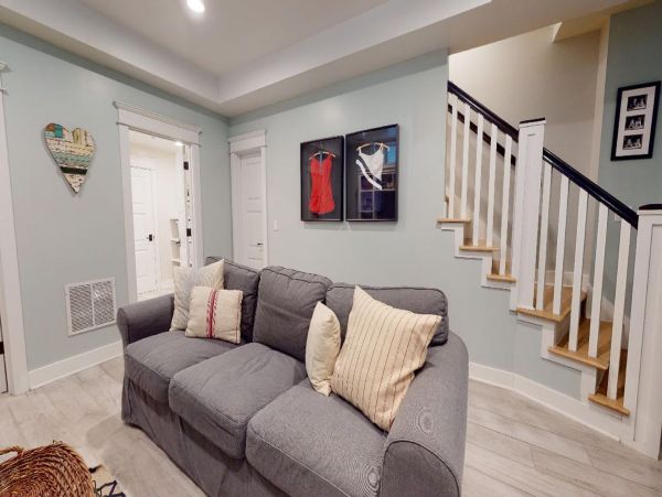 Coronado Vacation Home Four Bedroom Walk to Beach