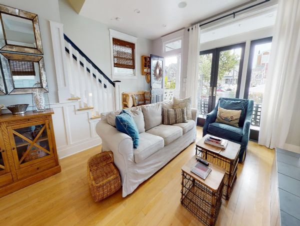 Coronado Vacation Home Four Bedroom Walk to Beach