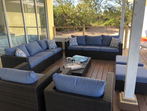 Beautiful Beach House on Little Exuma with Private Beach