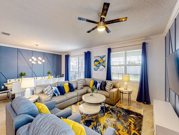 10 BEDROOM PRIVATE POOL HOME WITH RESORT AMENITIES
