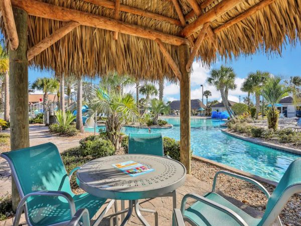10 BEDROOM PRIVATE POOL HOME WITH RESORT AMENITIES