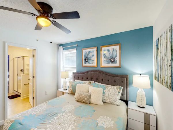 10 BEDROOM PRIVATE POOL HOME WITH RESORT AMENITIES