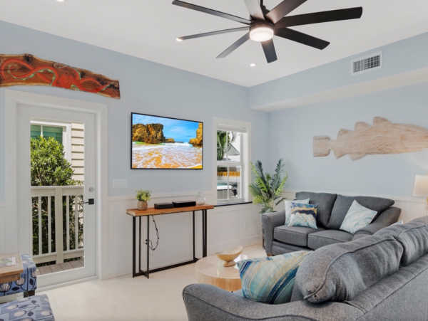 Beautiful Vacation Home with 5 Bedrooms & Private Pool