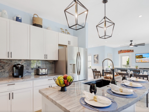Beautiful Vacation Home with 5 Bedrooms & Private Pool