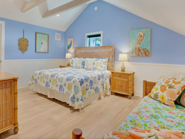 Beautiful Vacation Home with 5 Bedrooms & Private Pool